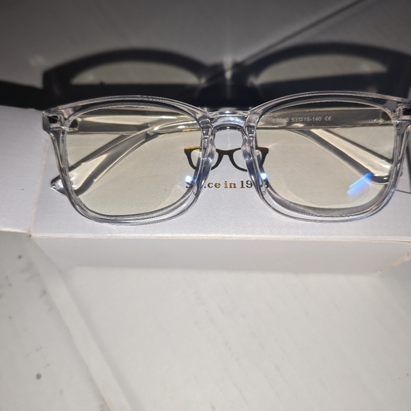 Blue light glasses - Picture 1 of 1